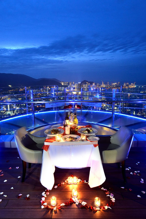 TopView-rainbow-skywalk-temp